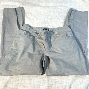 Patagonia pants with plenty of pockets! Size 8. Inseam 31 1/2”. EUC